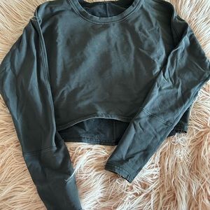 LULULEMON CROPT PULLOVER//Dark Grey